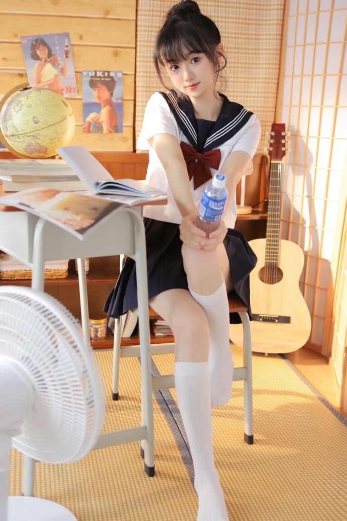 百变星君 封面